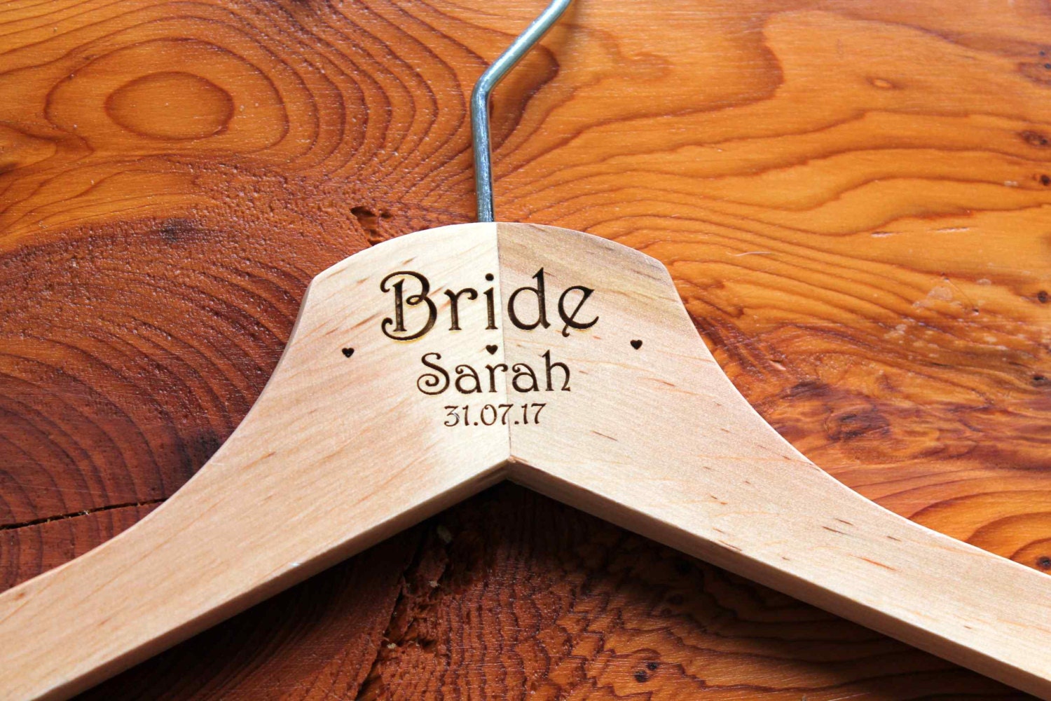 10 Personalised Bridal Wedding Hanger in Wood or White - Hanger Engraved Wedding Gift Bride, Bridesmaids and more.
