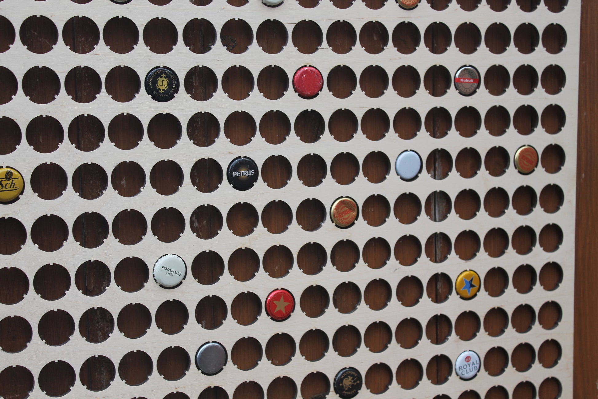 238 Large Bottle Cap Holder Beer Cap Map Collection