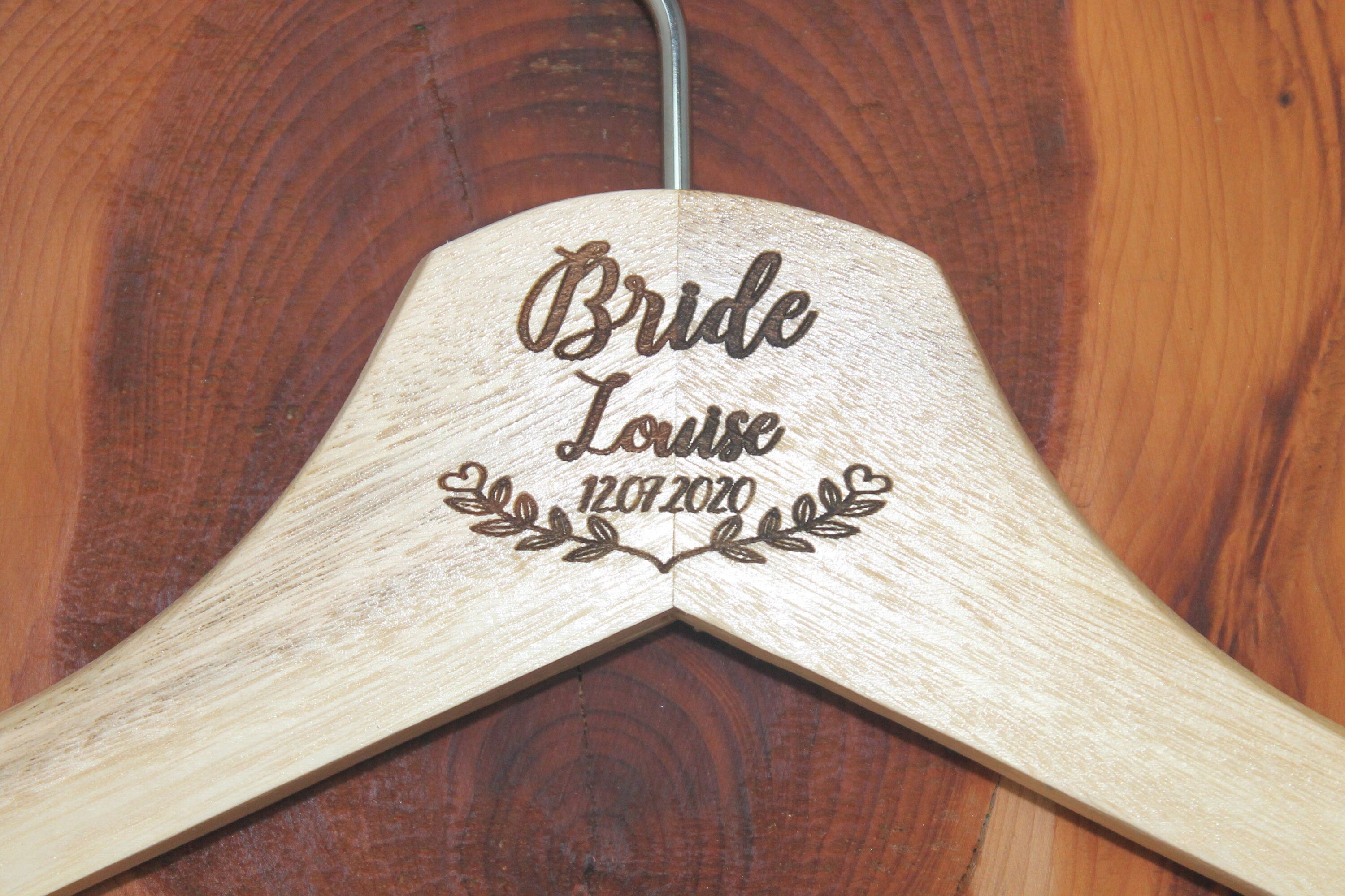 Personalised Bridal Wedding Hanger in Wood or White - Hanger Engraved Wedding Gift Bride, Bridesmaids and more - Floral Banner