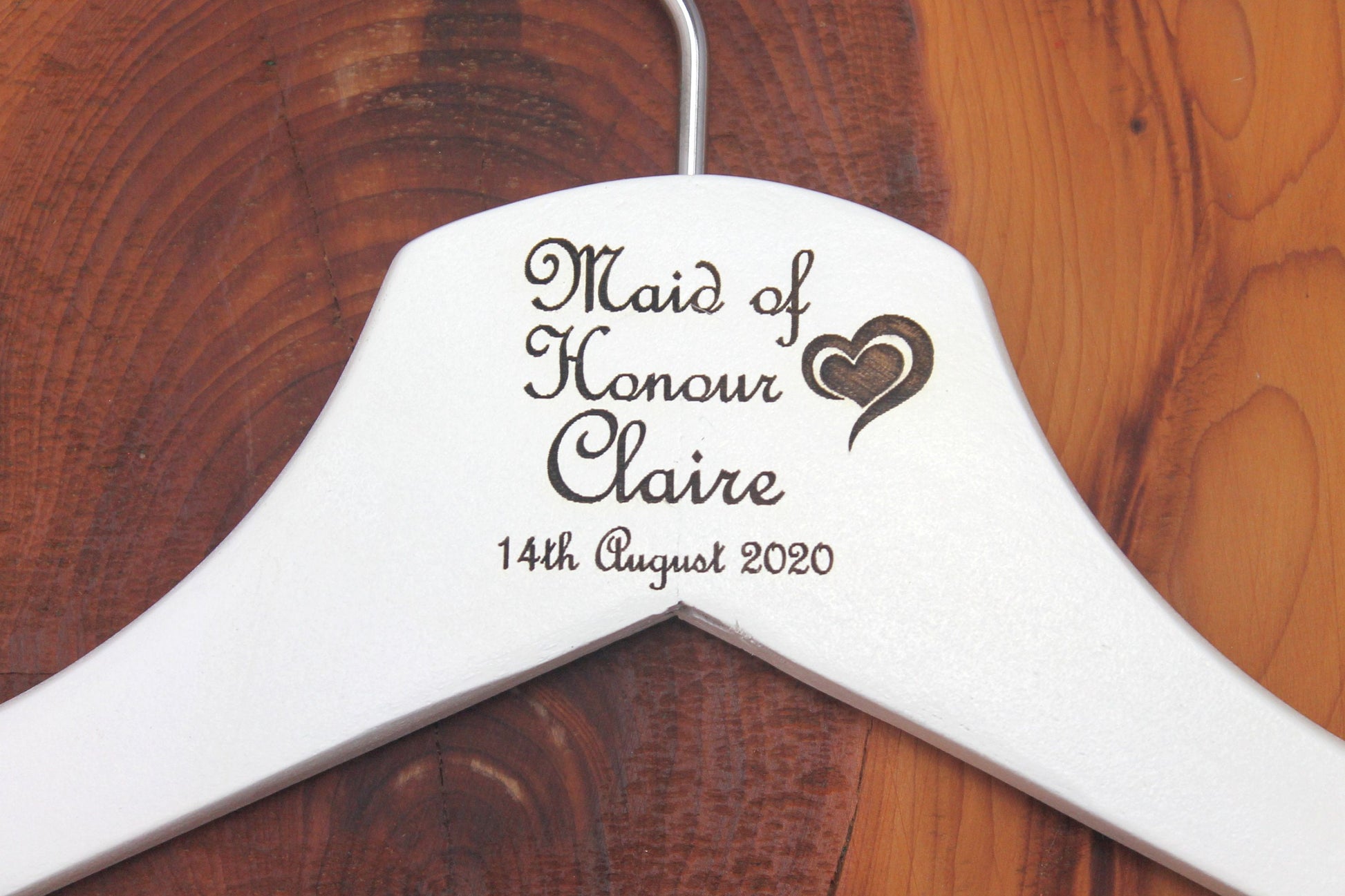 Personalised Bridal Wedding Hanger in Wood or White - Hanger Engraved Wedding Gift Bride, Bridesmaids and more - Deco Heart