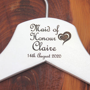 Personalised Bridal Wedding Hanger in Wood or White - Hanger Engraved Wedding Gift Bride, Bridesmaids and more - Deco Heart