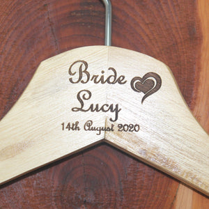 Personalised Bridal Wedding Hanger in Wood or White - Hanger Engraved Wedding Gift Bride, Bridesmaids and more - Deco Heart