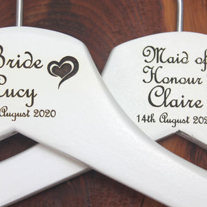 Personalised Bridal Wedding Hanger in Wood or White - Hanger Engraved Wedding Gift Bride, Bridesmaids and more - Deco Heart