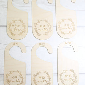 Baby Wardrobe Dividers - Baby Closet Dividers - Baby Shower Gift- New Baby Present - Nursery Decor - Wreath Set