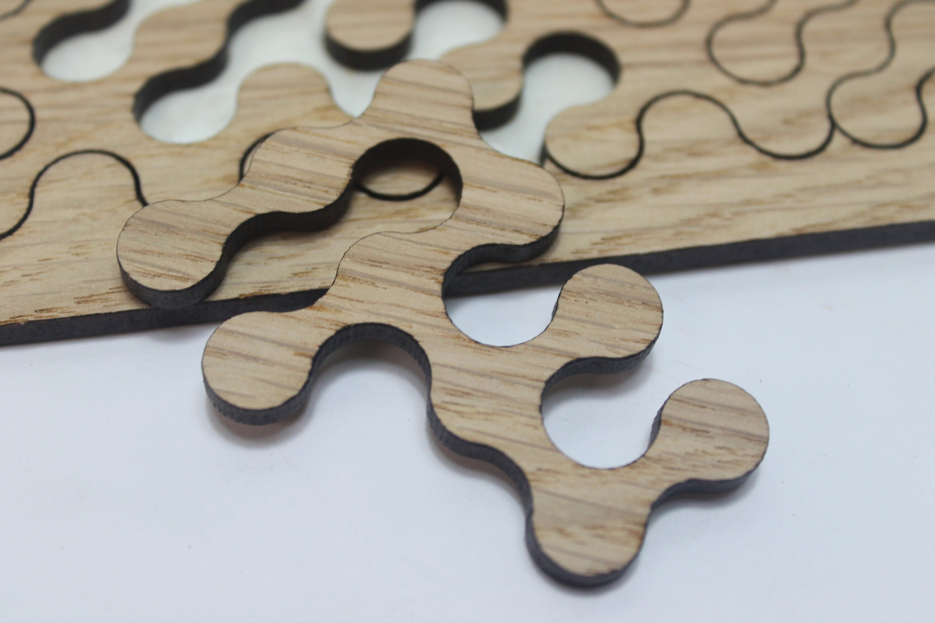 Wood Grain Brain Drain Puzzle - Hard Wood Jigsaw - Gosper Curve Fractal Puzzle - Circular Pieces