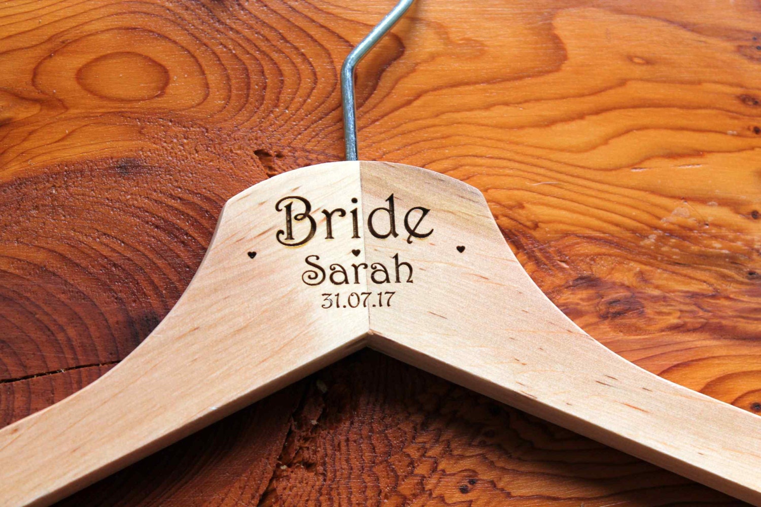 5 Personalised Bridesmaid Wedding Hanger in Wood or White - Hanger Engraved Wedding Gift Bride, Bridesmaids and more. Heart line.