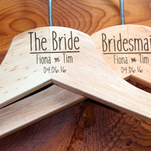 5 Personalised Bridal Wedding Hanger in Wood or White - Hanger Engraved Wedding Gift Bride, Bridesmaids and more. Line Split.